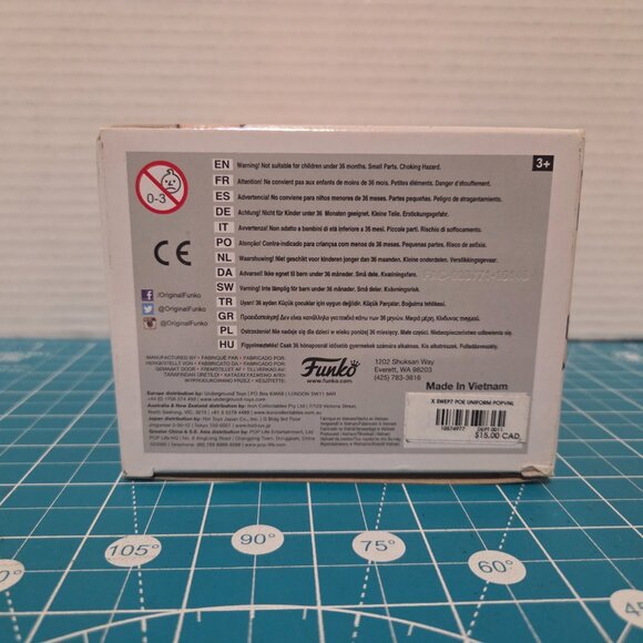 Funko POP Star Wars Poe Dameron Hot Topic 117 Vinyl Figure - Picture 5 of 6